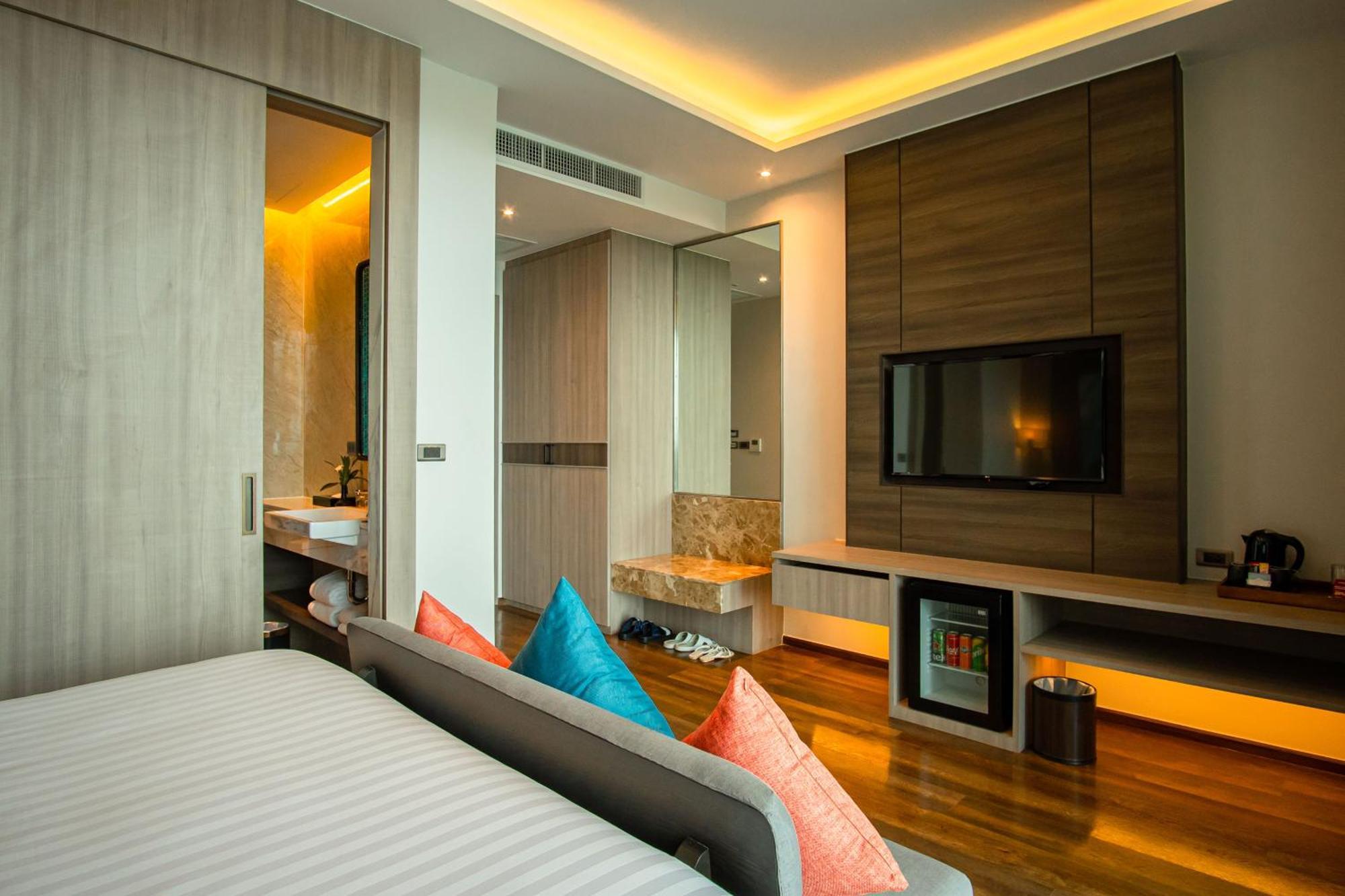 Skyview Resort Phuket Patong Beach Εξωτερικό φωτογραφία Deluxe Room